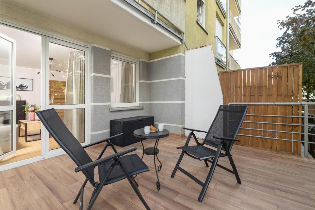 Pleasant Apartment With Terrace Cracow By Noclegi Renters 크라쿠프 외부 사진